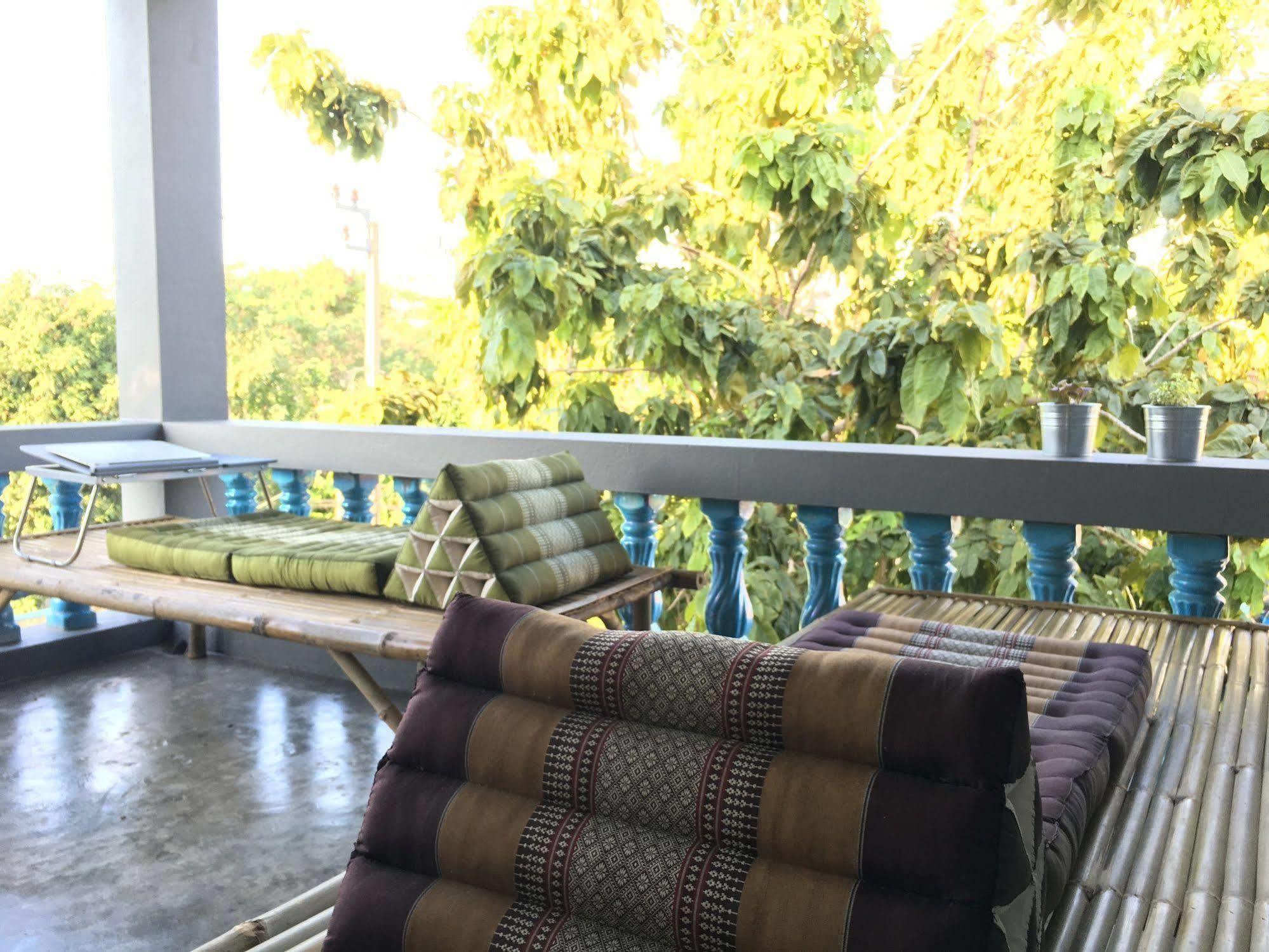 Wanmai Herb Garden Bangkok Ngoại thất bức ảnh